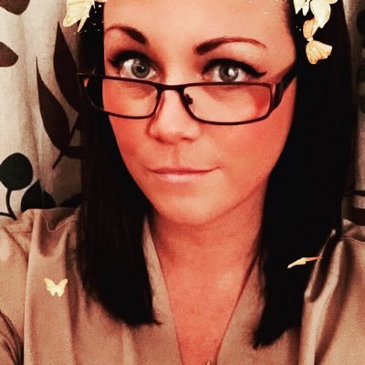 FollySue's profile picture. 