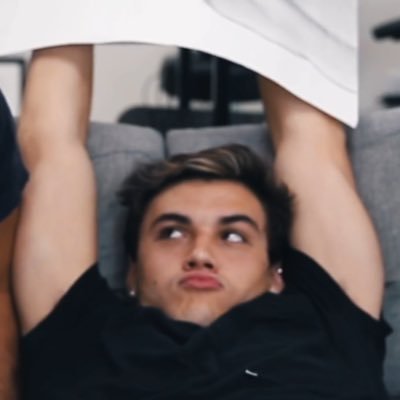 DOLAN___FREEFLW's profile picture. Enjoy this free follow to keep it follow @DolanDetective !!!!!❤️❤️❤️❤️