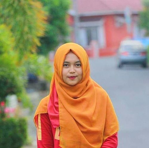 wanita yang ingin jadi solehah