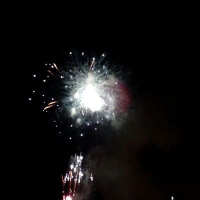 qVcvDewxCu4iKPo's profile picture. 沖縄住みの18歳だよ~!!
エロい人どんどんフォローして！（笑）

円もありかな？（笑）