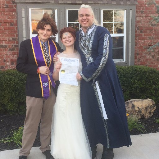 Lifelong Wedding Ceremonies wedding officiant specializes in a wedding officiant in OKC for all couples, including heterosexual and LGBT couples in Oklahoma.