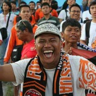 Peace Love Unity Respect | JaKaltim | Persija | Vespa | suka ngopi.