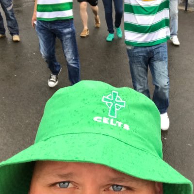 champions again ole ole, Celtic, selic, the hoops, wife and weans