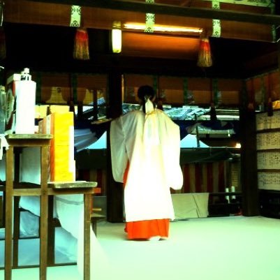 ff11ayaharu's profile picture. おじいちゃん 私が小さなときに酷いこと言ってごめんなさい。おじいちゃん達は私達のために戦ってくれたのに。酷いこといってごめんなさい。もう謝るべき貴方はいなくなってしまったけれど、心からごめんなさい。必ずやこの日本を守って見せます。 貴方がしてくれたように。