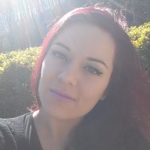 Hi! I am a lover of #health, 🍉 #wellness, 💦 #natural #remedies, 🍑 and #beauty. 🍂🍁 I run a blog on how to keep a healthy and natural lifestyle. 🍏🌎 #teespring. 👚