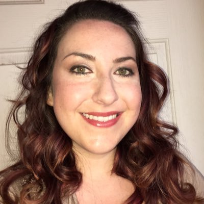 LMSW in the Las Vegas area working to help others connect to treatment, resources and support