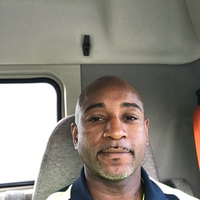 Lester33656587's profile picture. 