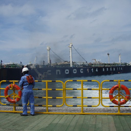 jayarnoldk's profile picture. 🏸dimana saja asal bisa mengeluarkan keringat dan sehat