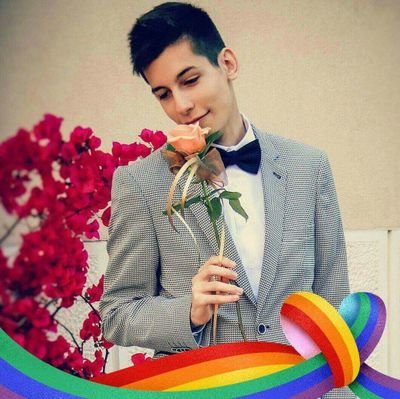 I'm a regular 24 year-old that loves to cook! I also make video games I never finish from time to time!