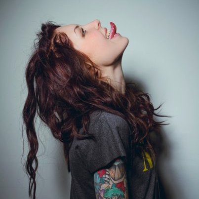 MarineDupomont's profile picture. Critique professionnelle.
❤️🖤