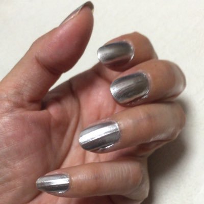 rasanolem's profile picture. 美術館博物館が大好きなゆるふわワーキングマザー。 178cmと179cmの男子を育てていましたが巣立ってしまい、嬉しいけどちょっと寂しい。悪の組織な巨大企業所属。お経が詠める女子校出身。