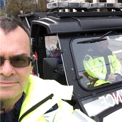 Paramedic Practice Educator. The opinions expressed on this social profile do not reflect those of my employer. all tweets/posts are my own.