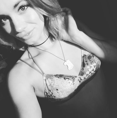 Positive gets positive
😘💨
Insta: cheryl12m92