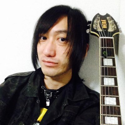 🌠大人の課外授業はじめました🤘🏻呼び名:メタル🤘🏻💫4オクターブシンガー⚡️男💀1人メタル✝生まれてすみません💉🎙カラオケの鉄人にオリジナル曲入ってます🎙🍦スイーツ🍰🎇SFマニア🎃ホラー👻🚣北海道⇔東京🚣さようなら…⚰