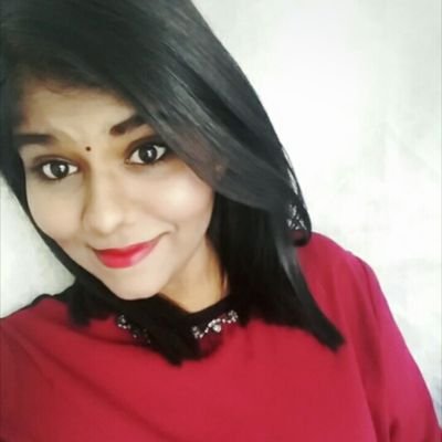 Darshaini23's profile picture. Instagram - darshaini23