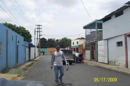 Venezolano Bolivariano, con el corazón a la izquierda, Chavista 100 %, parte de la #tropa