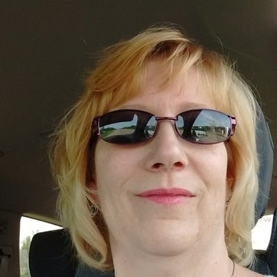 SusanStabbler's profile picture. Sask born n raised. Love my prairie sky and living at the lake but what excites me comes from students -  through technology, innovation and student engagement.