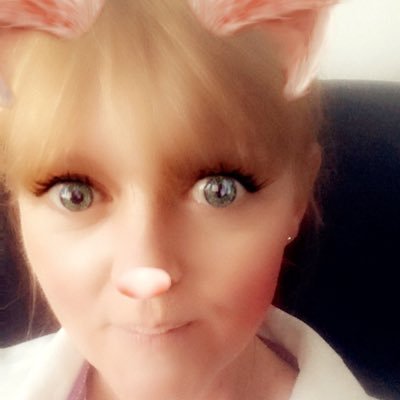 merrpet's profile picture. on the outside looking in...just like your average stalker😜