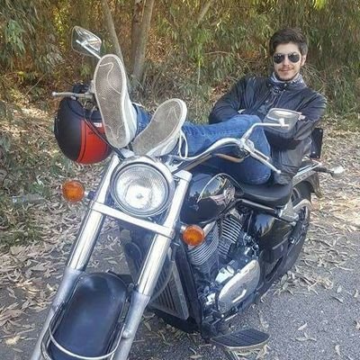 Nerd, wine producer, sardinian, biologist, with a passion for 50's and rockabilly. Guitar and banjo player.
Love the sea and fishing, love martial arts