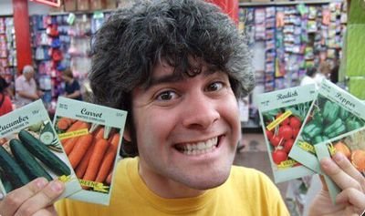 rossfederbot's profile picture. hi I'm ross