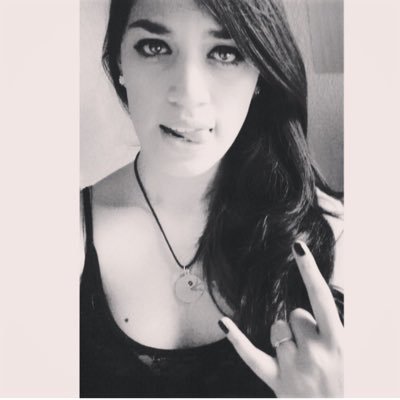 HEY! Don't follow me! I tend to be a bad decision. Idiomas: sarcasmos e indirectas.