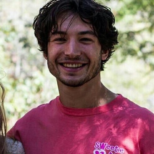 irisalIens's profile picture. easy there bugboy @spideyddario