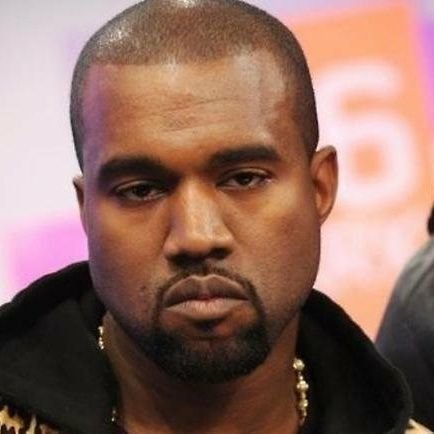 notfunnyblya's profile picture. 