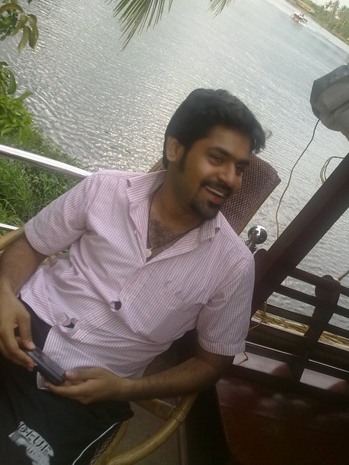 senkumaresan's profile picture. 