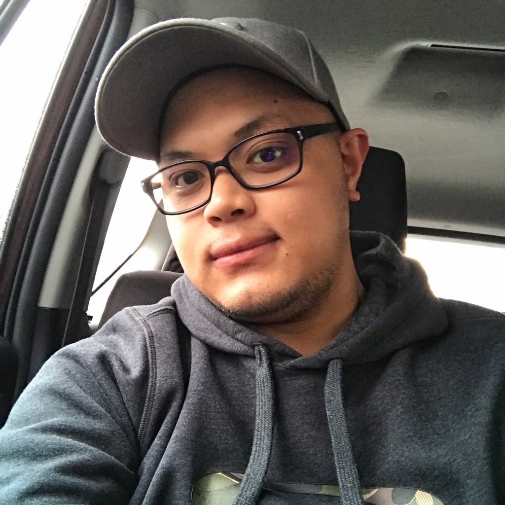 gelomontibon's profile picture. Low Profile