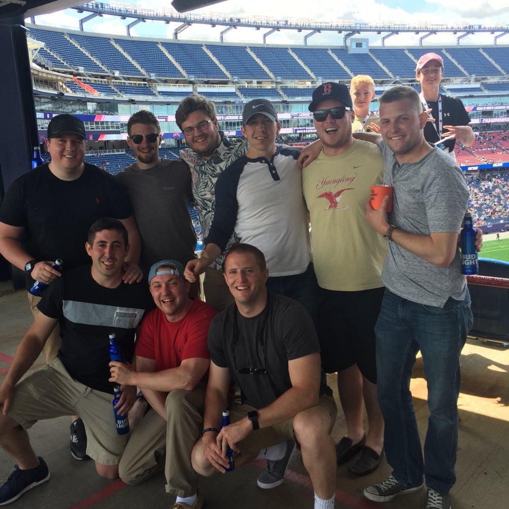 Yuh_Daddy21's profile picture. Parody account. Do What You Like And Do It Honestly