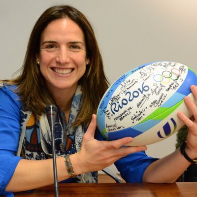 Madre y feminista 💜Enamorada a primera vista del 🏉 Ingeniera de Teleco y World Rugby HP Referee Manager. Un bicho raro y feliz 😊 views on my own