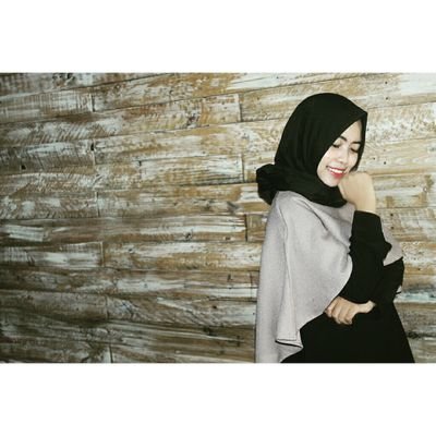 Lusyjayanti's profile picture. Happy pIace and Time :)