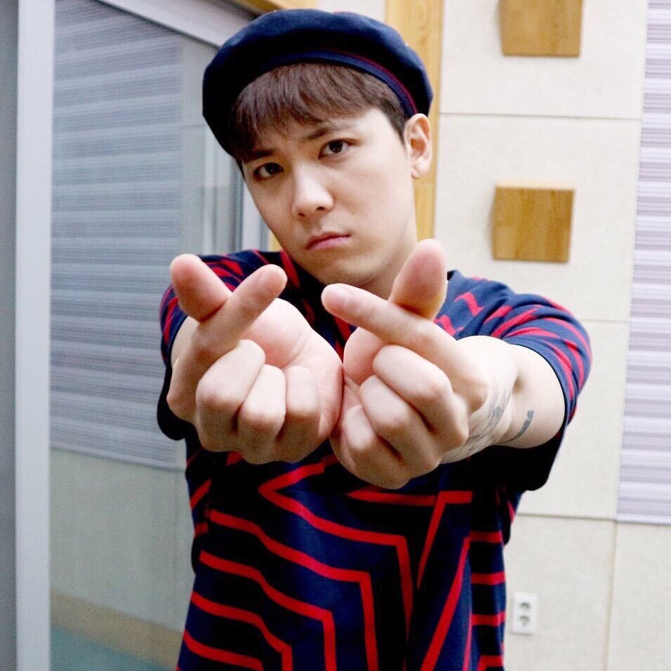 #HONGKI #FTISLAND #อาซิ่ว #ตี๋ #จินนู #เด็กเด็กในสังกัดหลายคน #ทำงานมันเหนื่อยต้องหาแรงบันดาลใจ