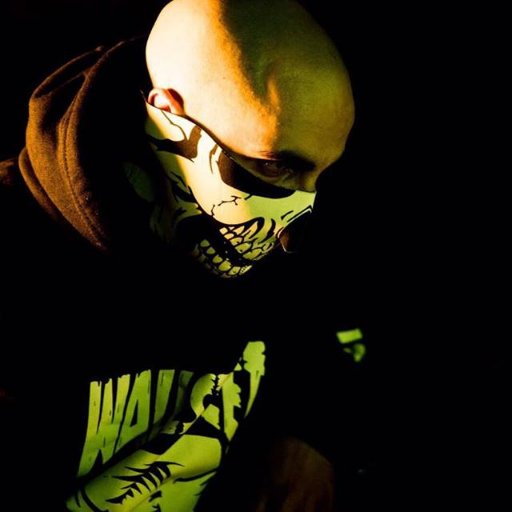I'm a producer #WallstreetEnt @WallStreetWorld from BRISTOL & LONDON UK. I produce Trap, Hip Hop, R&B, and some crazy shit!! Inquiries @WallstreetEnt