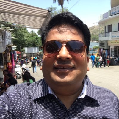 Lnmantri's profile picture. Live happy 🌷🌷