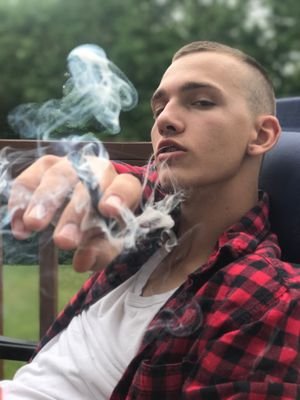 schoblicka's profile picture. don't wish for luck create your own

snapchat: schofield97   instagram: brendan_schofield