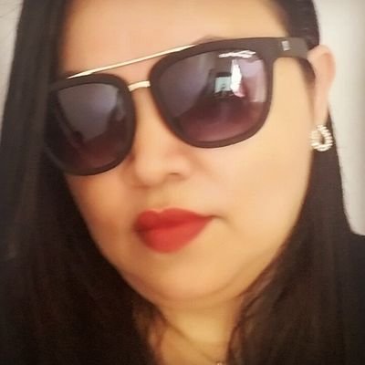 KelviaTavares1's profile picture. 