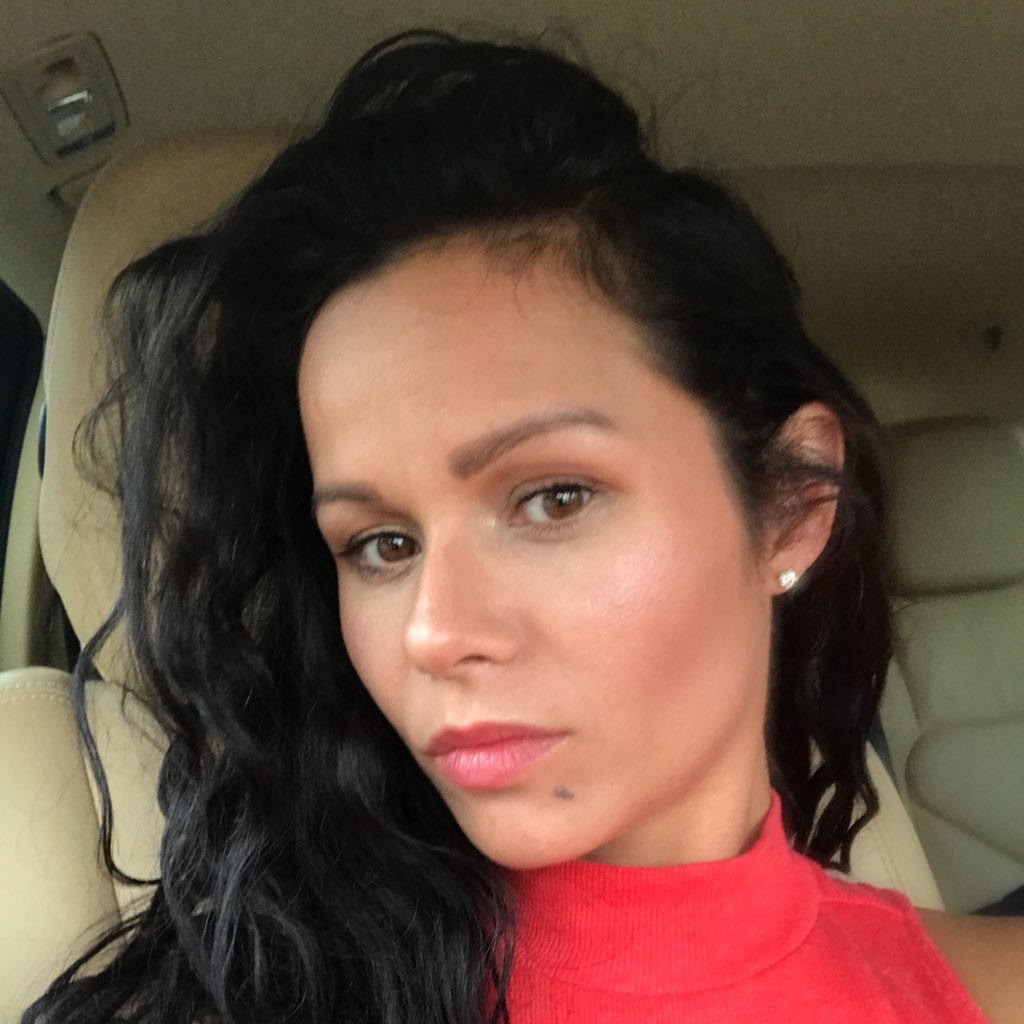 duong_myra's profile picture. 