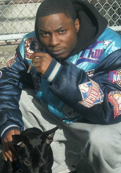 bless_178's profile picture. My everday lifestyle aint notin but a hustle!!don't be mad cause I play the game better thin u LMFAOOo;-] smile niccas!!