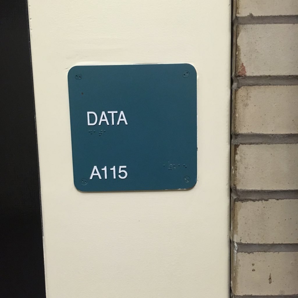 Asst. Prof. of English (@VTEnglish/@VT_LiberalArts) interested in Lit. + Science, 20thC SF/F, #DH, History of Computing & Books—stndrd dsclmr—he/him