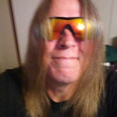 I'm not here for followers.
Yes, I still have those cheap sunglasses.
I love them.