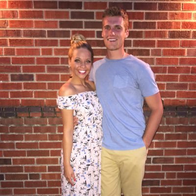 hockeyboy_22's profile picture. CSS '20 | IG: shane_tetzlaff