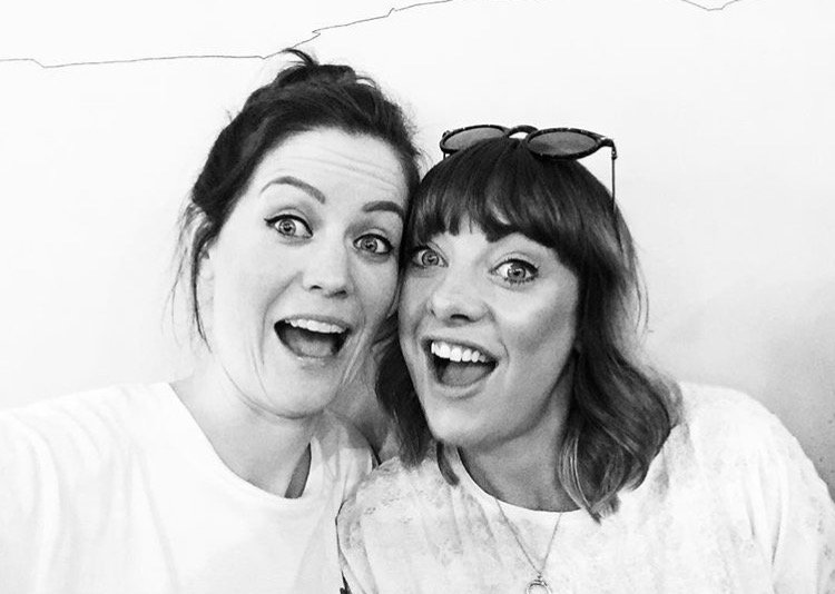 Freelance illustrator, designer, artist & creative... veggie grower, biker, baker of lovely stuff, cook, friend, girlfriend!