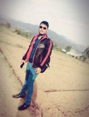 Prinshupandey5's profile picture. (Doctors --- diagnosis the diseases ).
(Pharmacist  ---- Treat  the diseases, bcoz diseases  treat not only diagnosis.  it cure to right medication riquired.