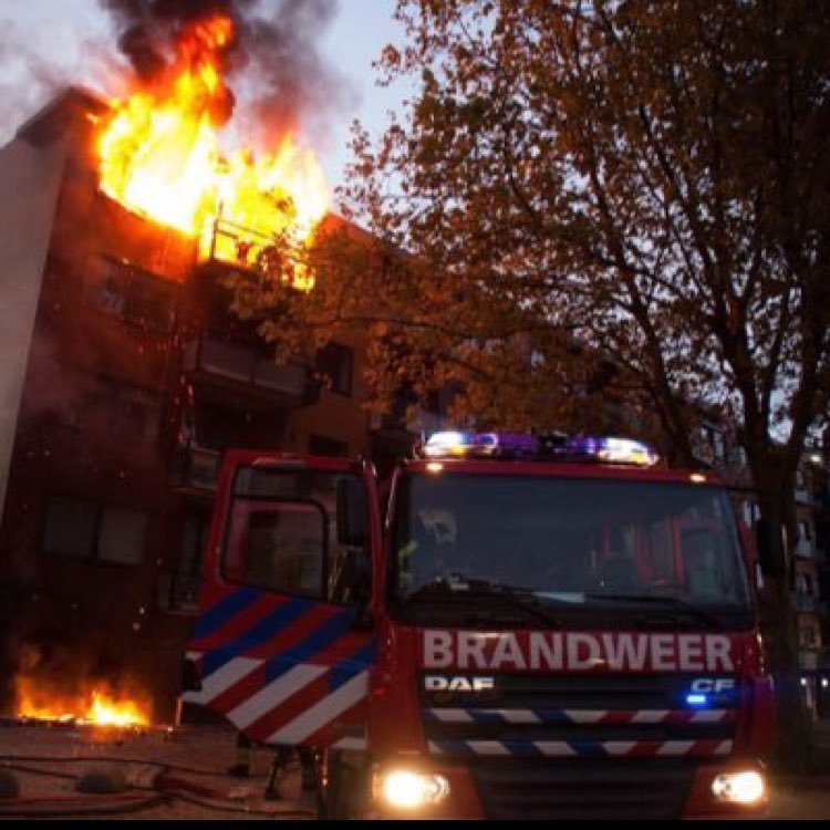 Brandweerploeg van vrijwilligers, Rozenburg en industriële omgeving. 17-1731, 17-1781 & 17-1761 kazerne Laan van Nieuw Blankenburg, Gezamenlijke Brandweer.