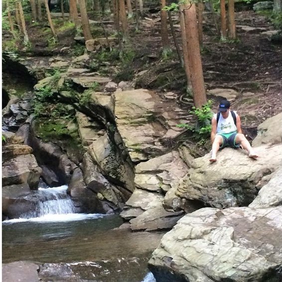 thomasdia_9's profile picture. 