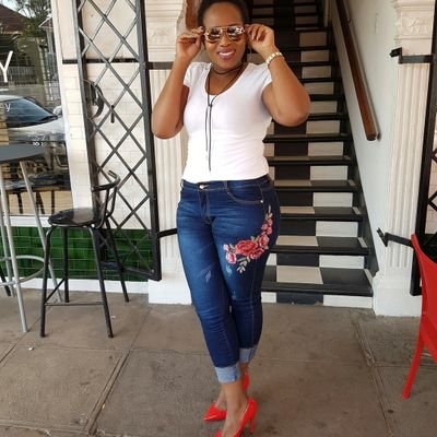 BonnyMbatha's profile picture. 