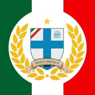 🇮🇹 🛫 ... 🛬 🇫🇷 Arriviamo dall’Italia per l’OM: la Brigata Marsiglia è il primo gruppo di tifosi italiani dell'Olympique de Marseille. 🗣📢 ALLEZ L'OM!