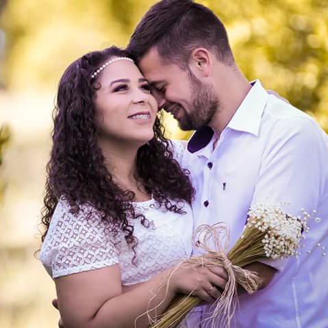 sabrina__g__'s profile picture. Gaúcha, casada, professora de Física e profissional da beleza. Musicista nas horas vagas.