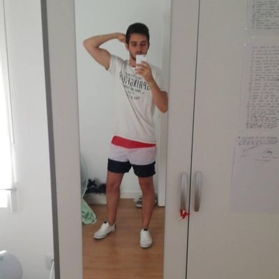 Estudiante de la Upv, Etsie. Feliz con lo que tengo.